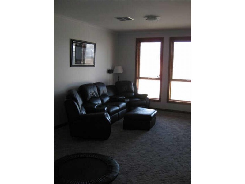 28 Aquamarine Avenue, Aldinga Beach SA 5173