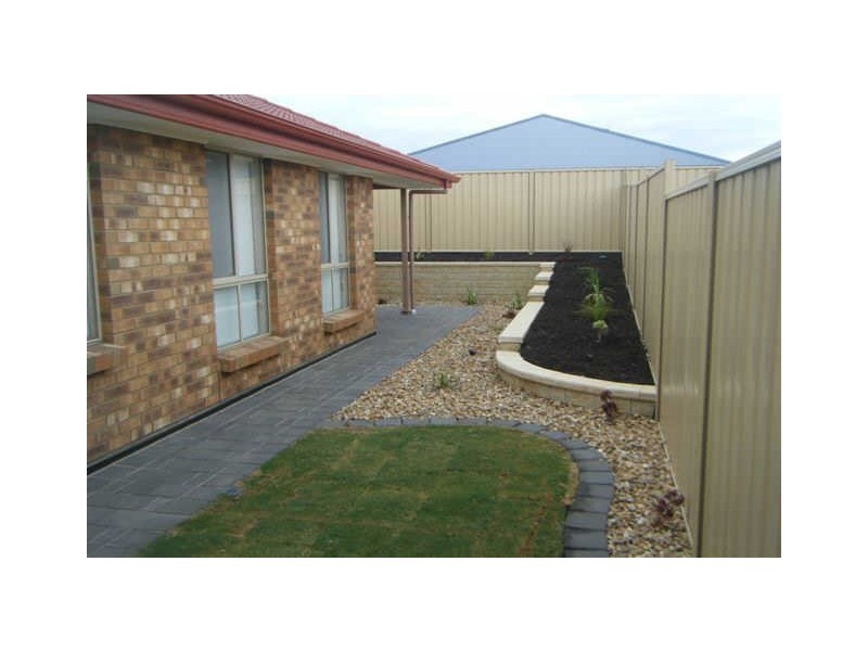 13 Pinkgum Avenue, Aldinga Beach SA 5173