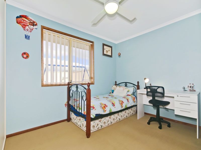 10 Urchin Crescent, Aldinga Beach SA 5173