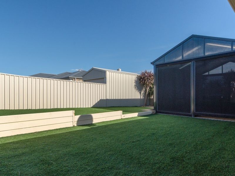 9 Bluewater Boulevard, Sellicks Beach SA 5174