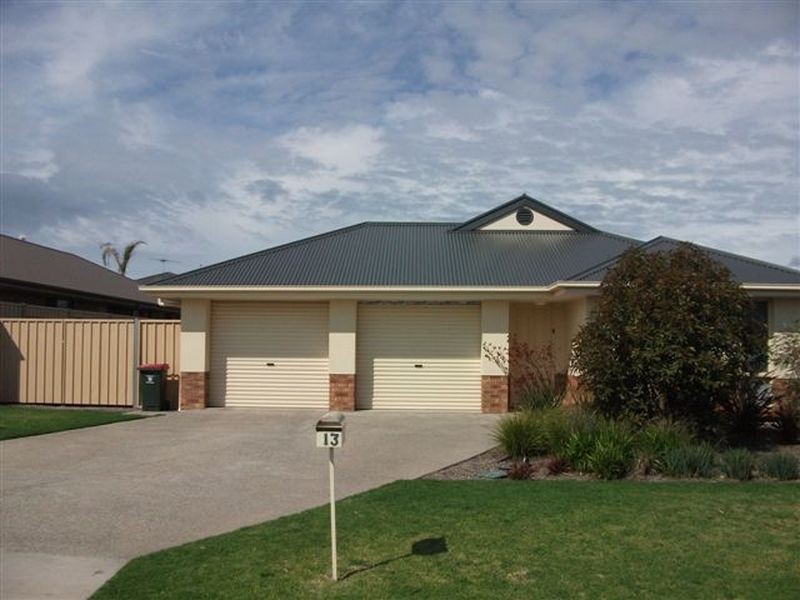 13 Lacy Coral Avenue, Aldinga Beach SA 5173