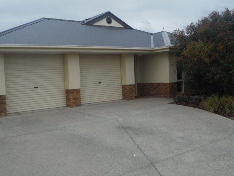 13 Lacy Coral Avenue, Aldinga Beach SA 5173