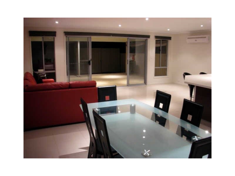 8a McBurney Crescent, Aldinga Beach SA 5173