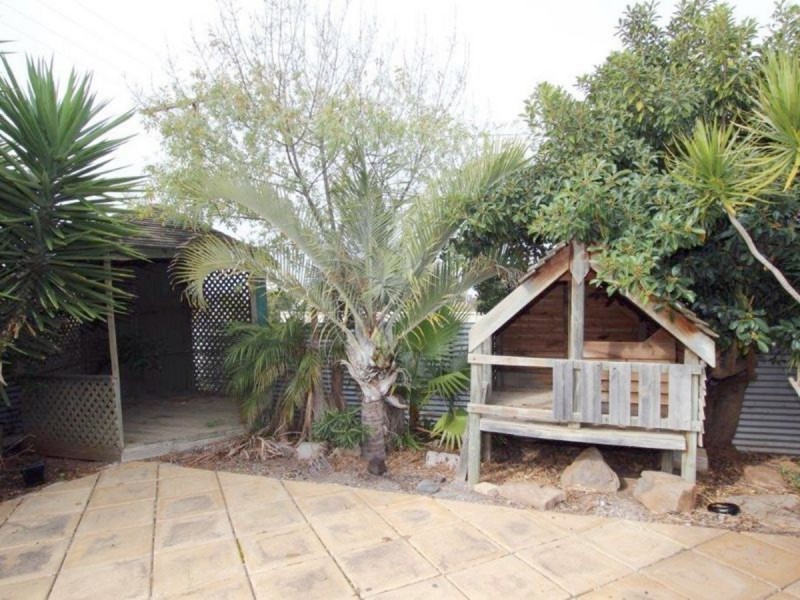 9 Roy Terrace, Christies Beach SA 5165