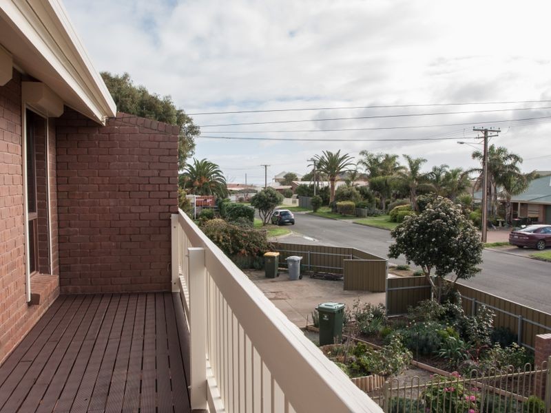 1/22 Decaux Avenue, Port Willunga SA 5173