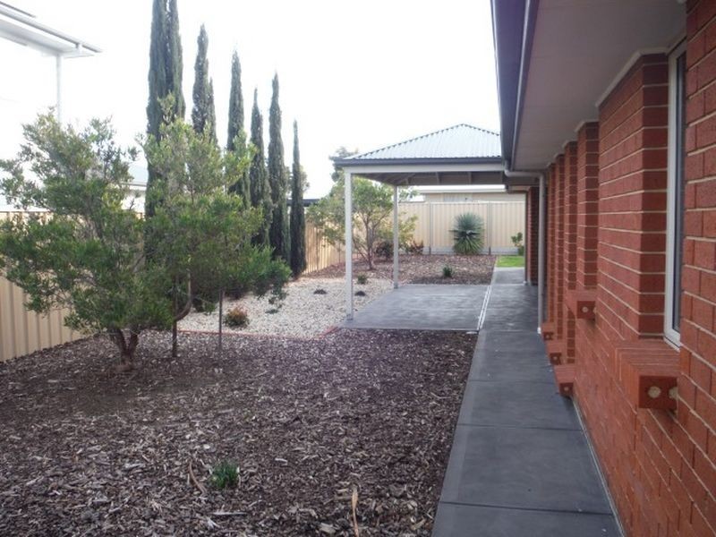 4 Lacy Coral Avenue, Aldinga Beach SA 5173