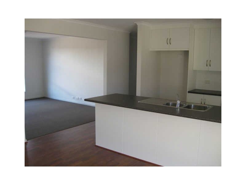 11 Dock Road, Seaford Meadows SA 5169