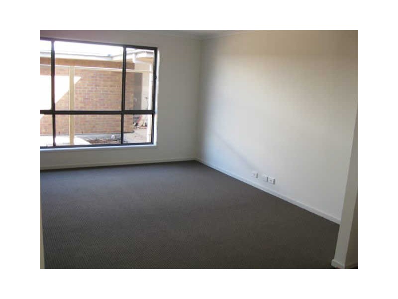 11 Dock Road, Seaford Meadows SA 5169