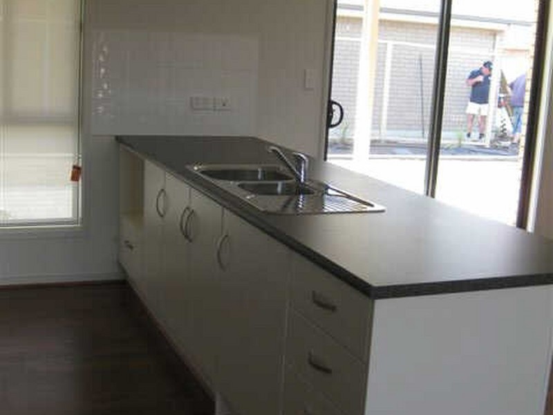 11 Dock Road, Seaford Meadows SA 5169