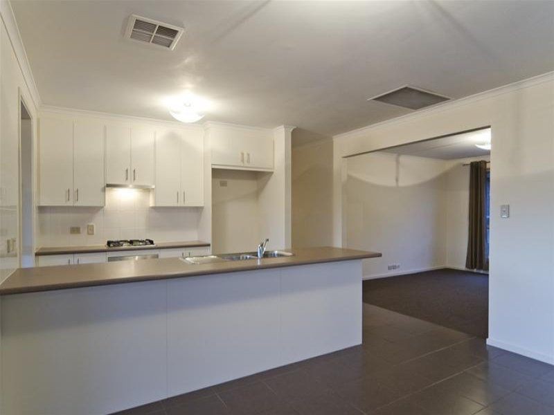 6 Pinkgum Avenue, Aldinga Beach SA 5173