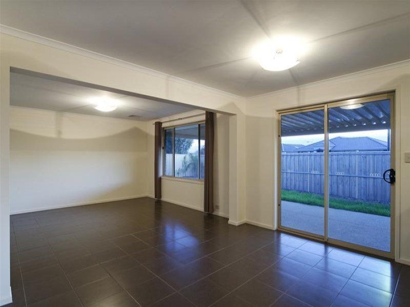 6 Pinkgum Avenue, Aldinga Beach SA 5173