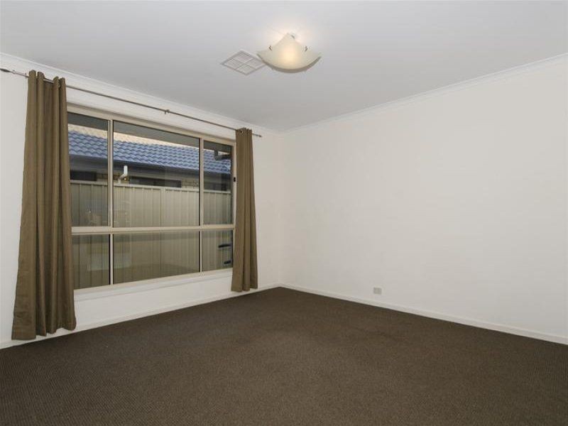 6 Pinkgum Avenue, Aldinga Beach SA 5173