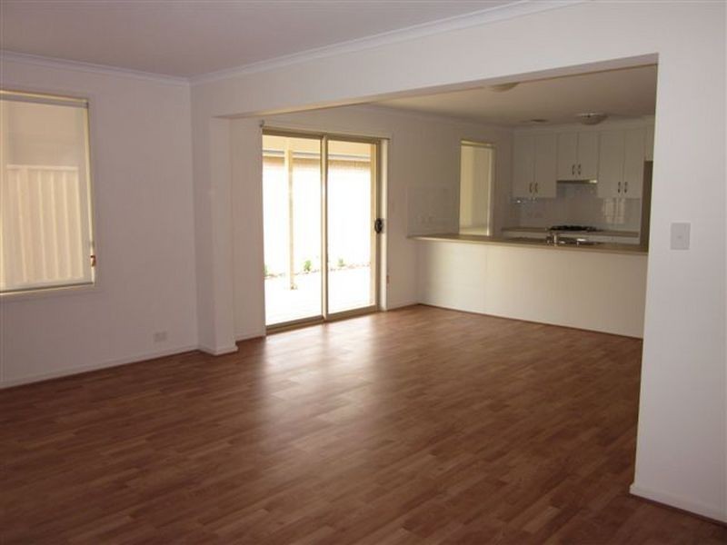 8 Navigation Street, Seaford Meadows SA 5169