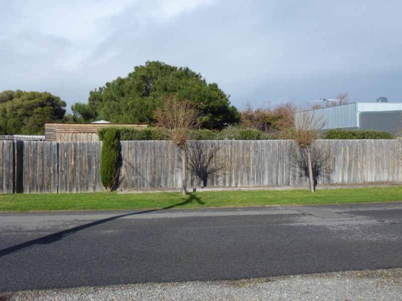 2 Ocean Street, Aldinga Beach SA 5173