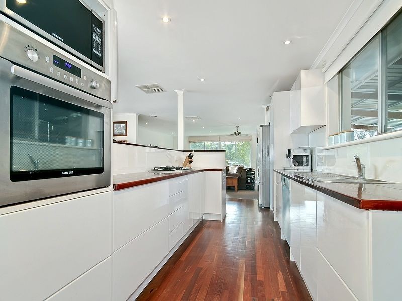 49 Parklands Crescent, Reynella SA 5161