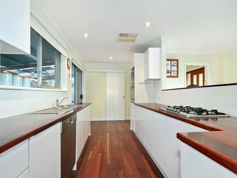 49 Parklands Crescent, Reynella SA 5161