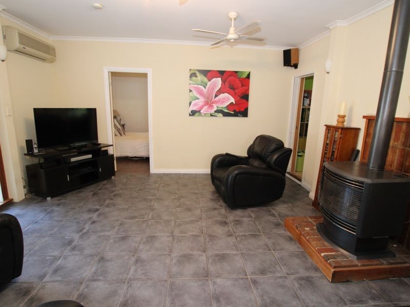 4 Dover Street, Aldinga Beach SA 5173