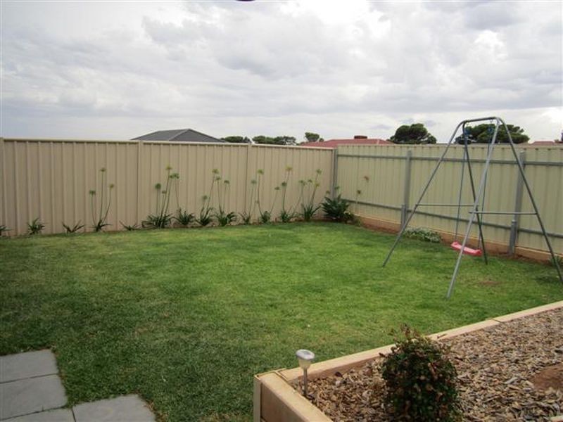 30 Oriana Drive, Sellicks Beach SA 5174