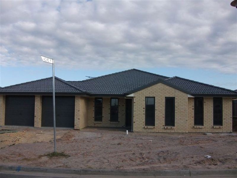 12 Sapphire Way, Aldinga Beach SA 5173
