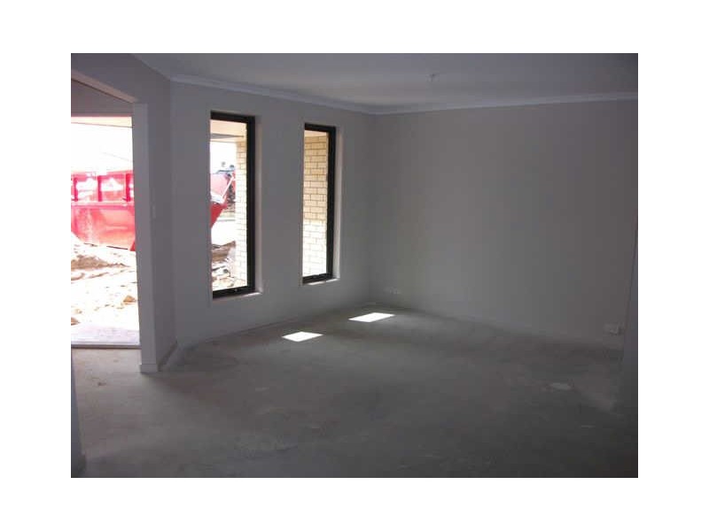 12 Sapphire Way, Aldinga Beach SA 5173