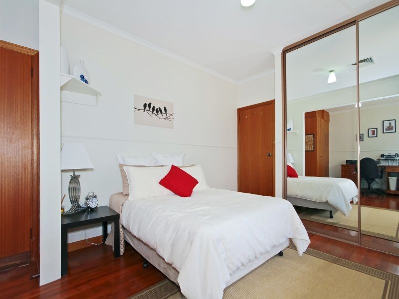 99 Second Avenue, Moana SA 5169