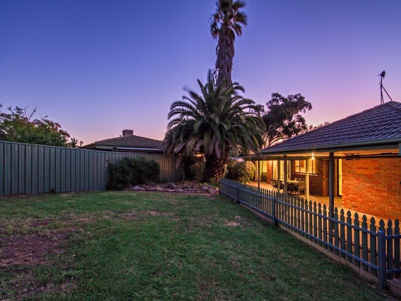 18 Basedows Street, Happy Valley SA 5159