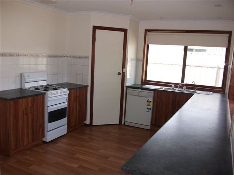 5 Sims Road, Aldinga Beach SA 5173
