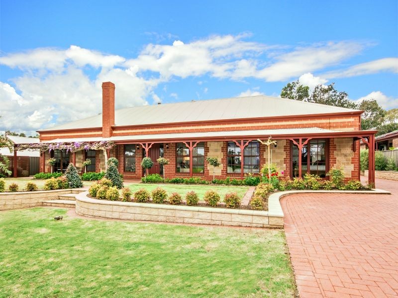 19 Herbert Allan Way, Willunga SA 5172