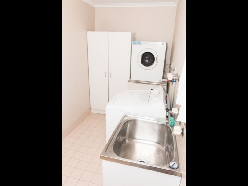 11 Smugglers Drive, Seaford Rise SA 5169