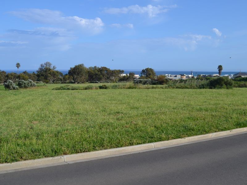 14 Arcadia Crescent, Sellicks Beach SA 5174