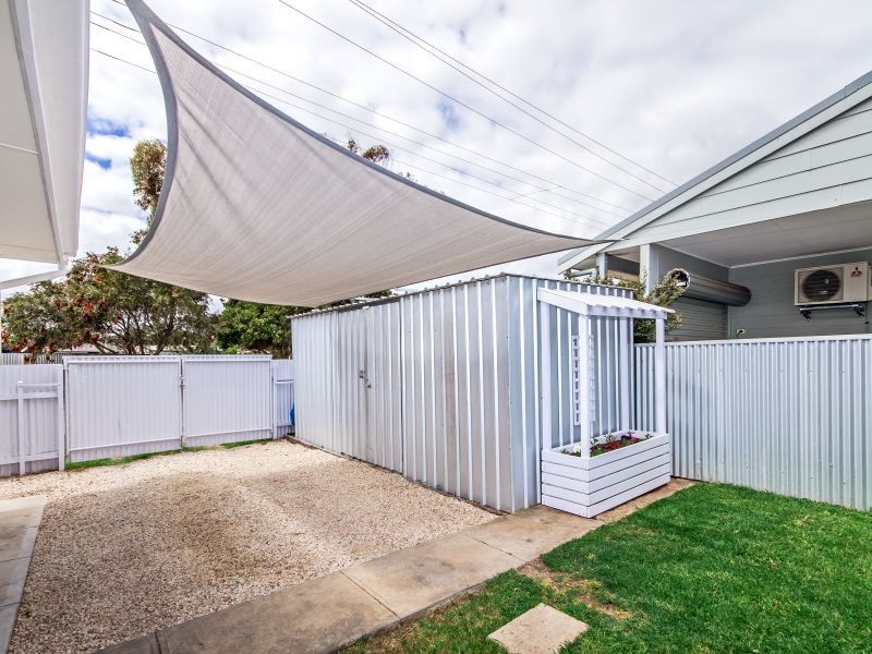 16 Seaview Street, Aldinga Beach SA 5173