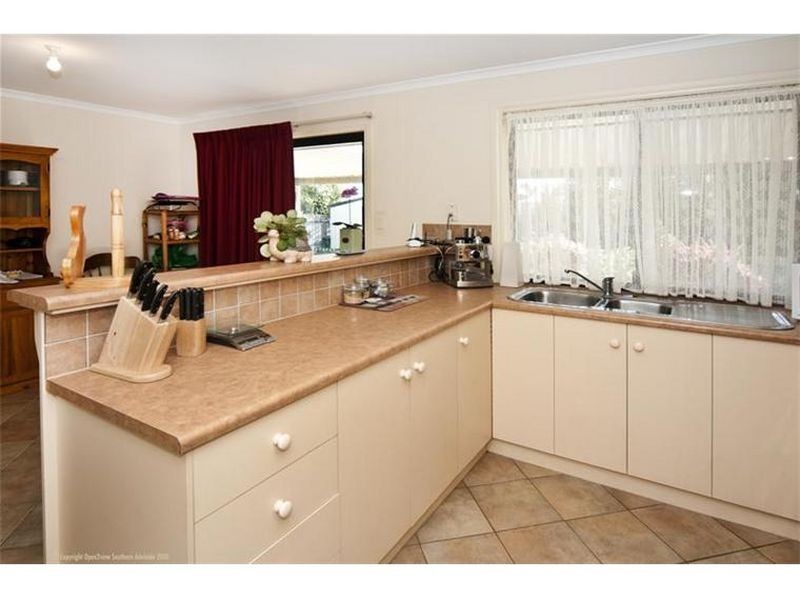 27 Kimber Street, Aldinga Beach SA 5173