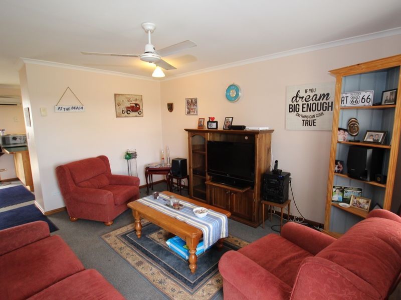 1/1 Heathersay Avenue, Aldinga Beach SA 5173