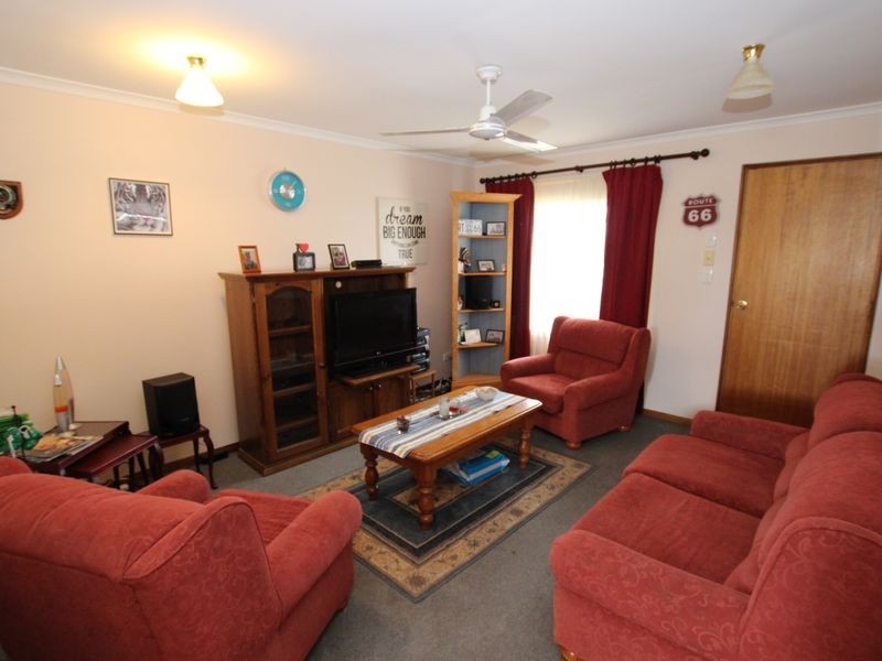 1/1 Heathersay Avenue, Aldinga Beach SA 5173