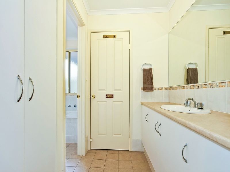 17 Boomerang Avenue, Aldinga Beach SA 5173