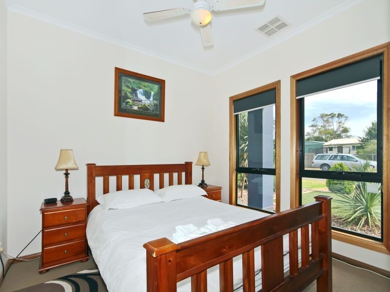 8 Thomas Street, Aldinga Beach SA 5173