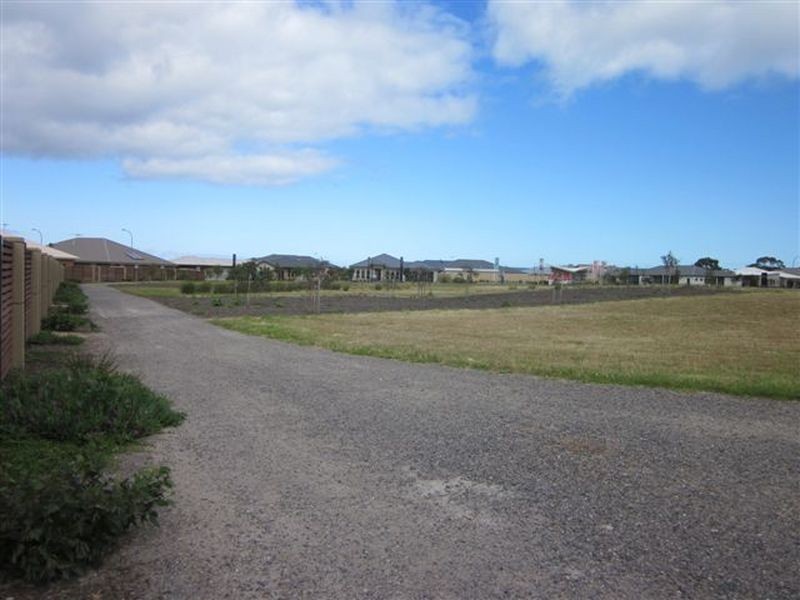 15 Knoll Avenue, Aldinga Beach SA 5173