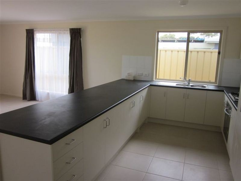 15 Knoll Avenue, Aldinga Beach SA 5173