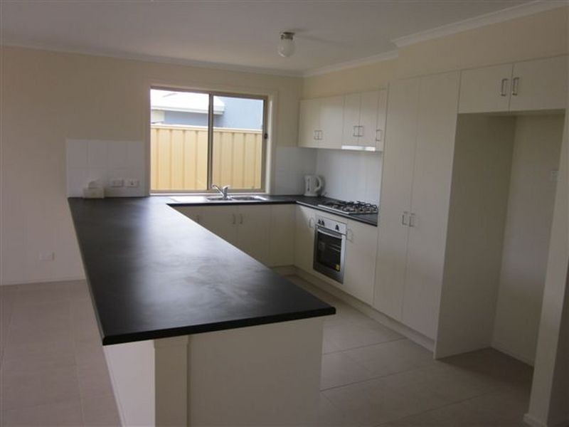 15 Knoll Avenue, Aldinga Beach SA 5173