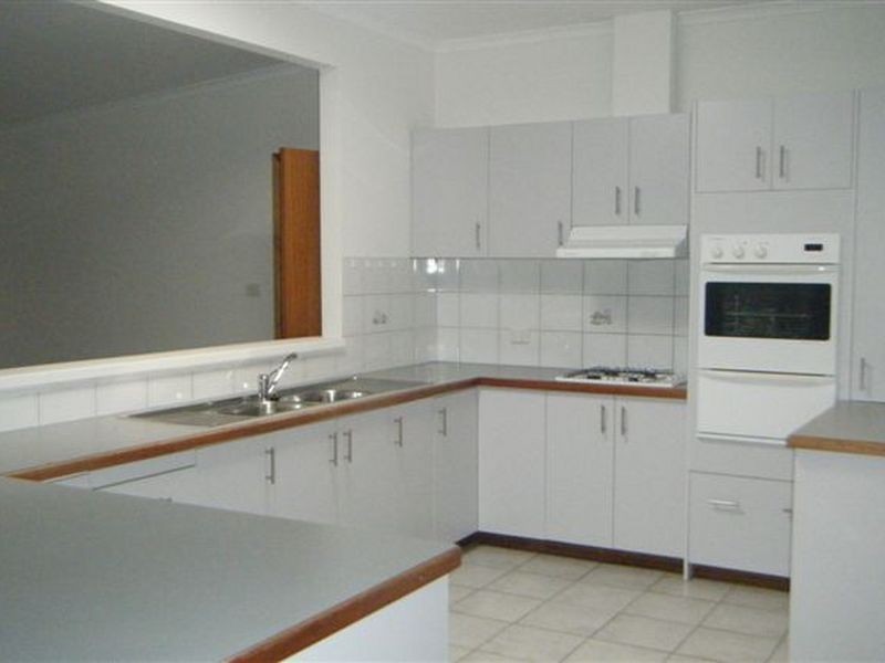 21 Dunstan Street, Aldinga Beach SA 5173