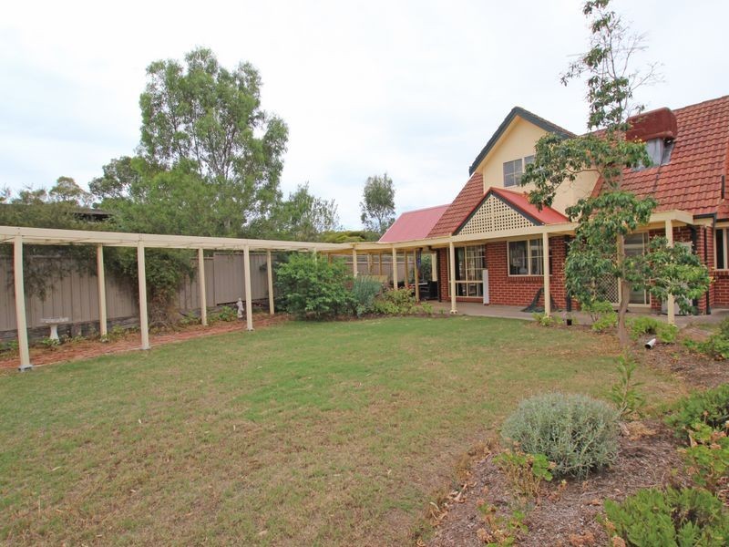 77 Paringa Parade, Old Noarlunga SA 5168