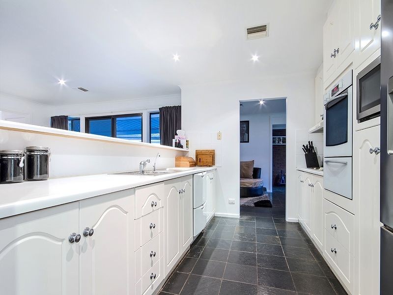 2 Jasmine Avenue, Maslin Beach SA 5170