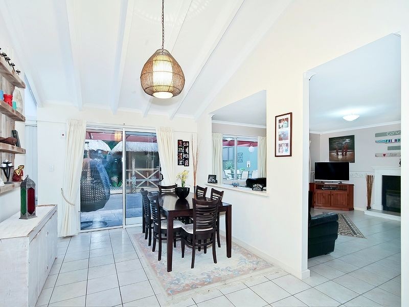 16 Chapman Avenue, Mclaren Vale SA 5171