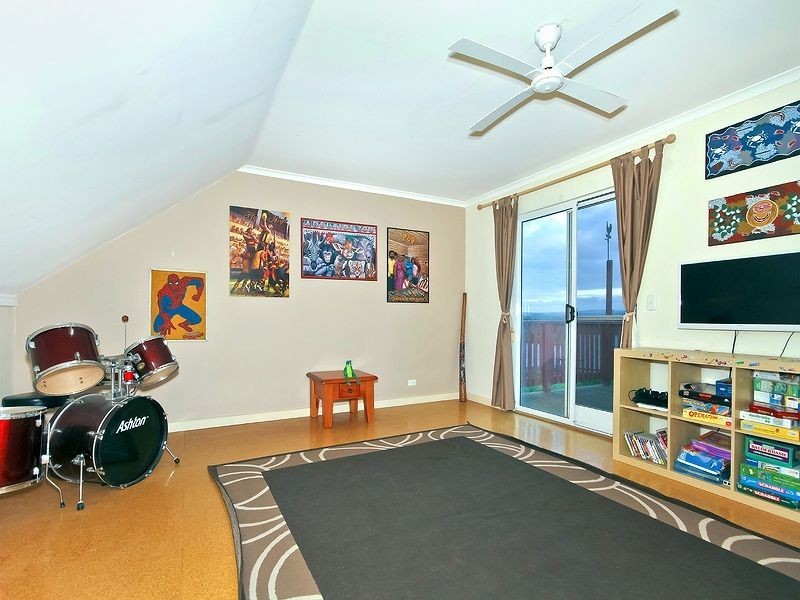 16 Chapman Avenue, Mclaren Vale SA 5171