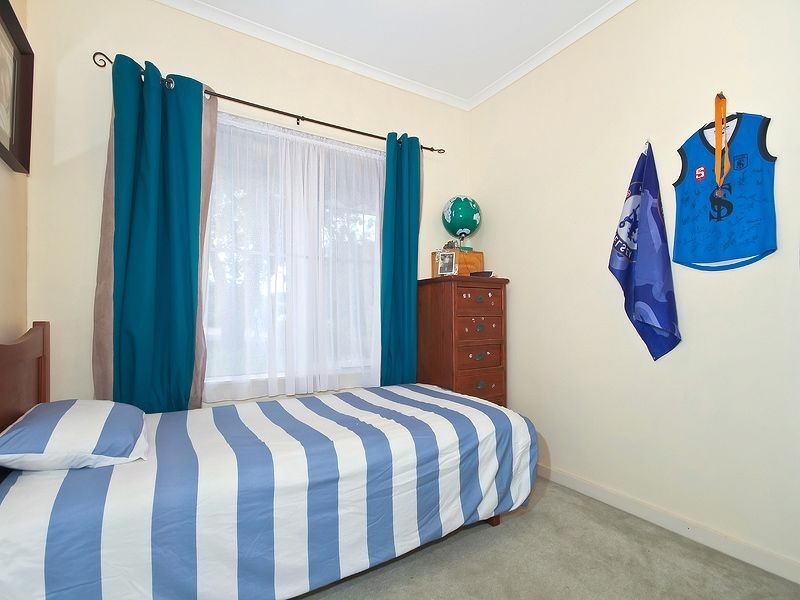 16 Chapman Avenue, Mclaren Vale SA 5171