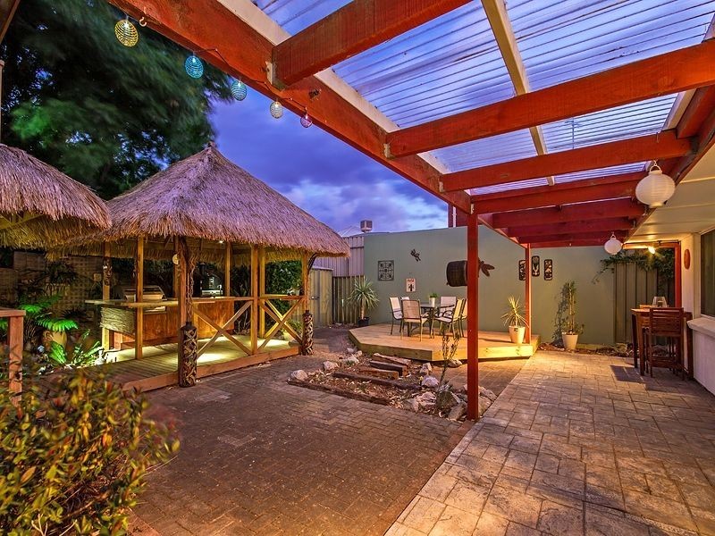 16 Chapman Avenue, Mclaren Vale SA 5171