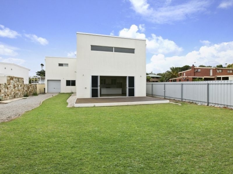 2 Palmer Street, Aldinga Beach SA 5173