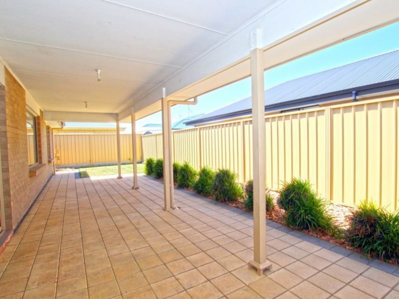 8 Navigation Street, Seaford Meadows SA 5169