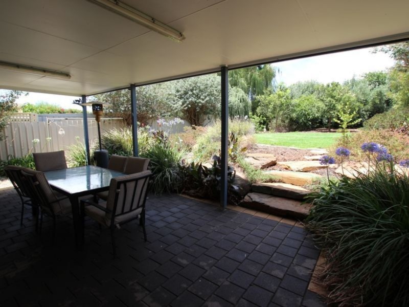 15 Hastings Avenue, Sellicks Beach SA 5174