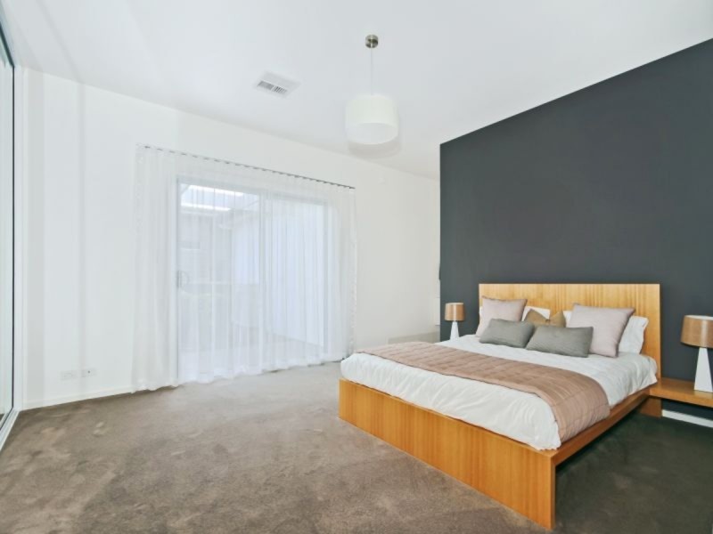 8 Wild Orchid Avenue, Aldinga Beach SA 5173